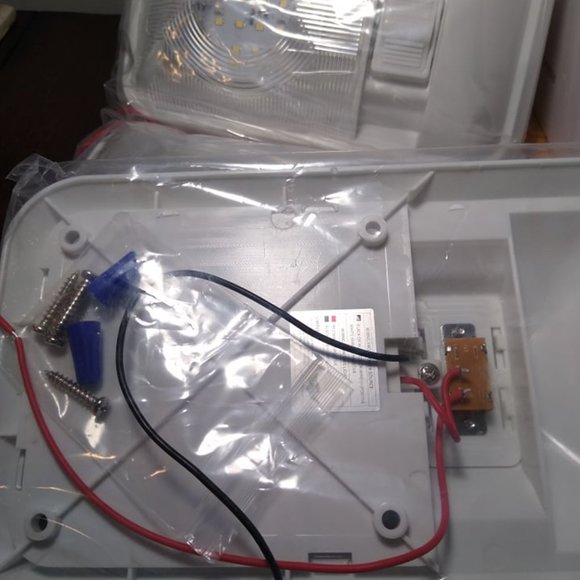 5 Pack Leisure Time RV/Marine Dome Lights NEW - Picture 3 of 5